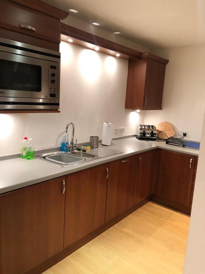 גלאזגו Comfy Two Bedroom Apartment Right In The City Centre מראה חיצוני תמונה